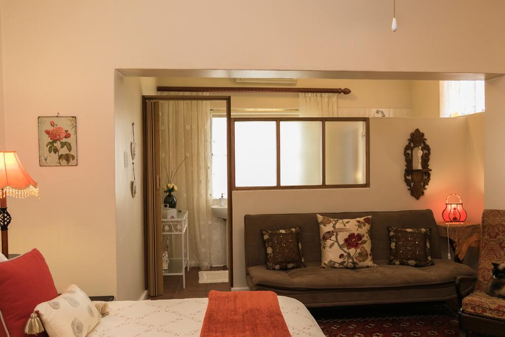 Beau & I Bed & Breakfast Graaff-Reinet Екстериор снимка