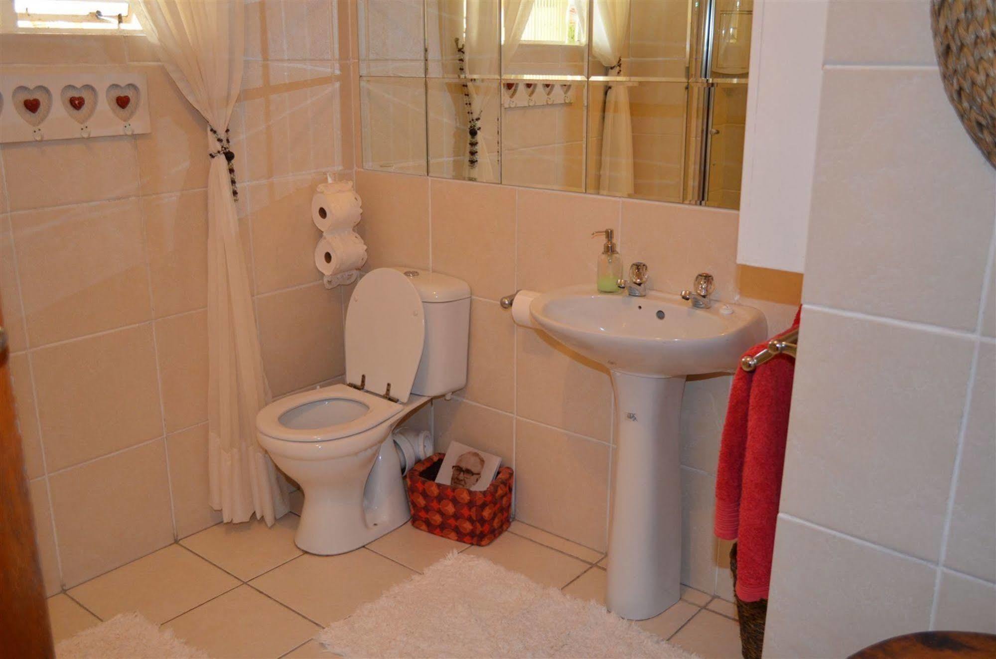 Beau & I Bed & Breakfast Graaff-Reinet Екстериор снимка
