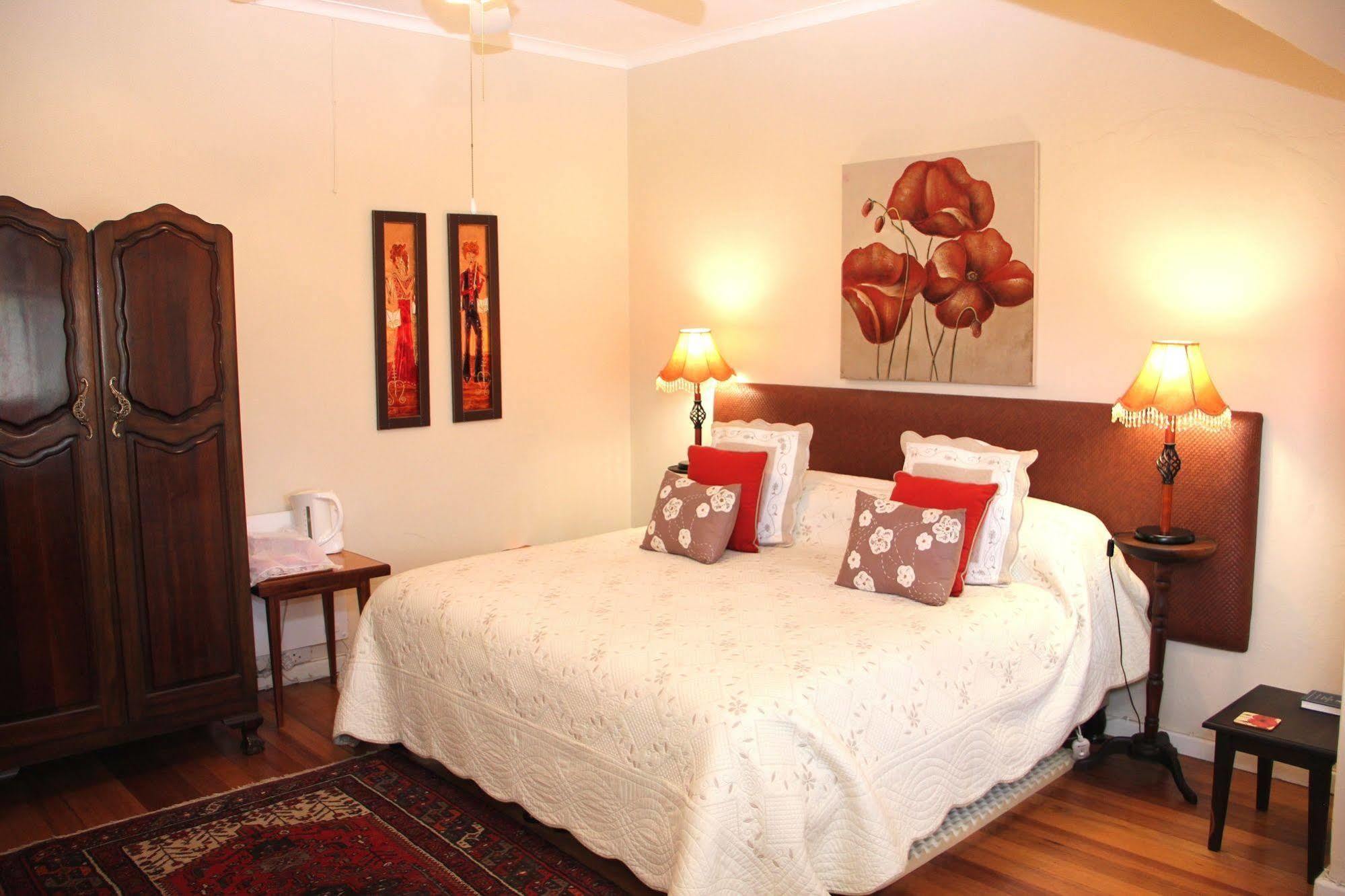 Beau & I Bed & Breakfast Graaff-Reinet Екстериор снимка